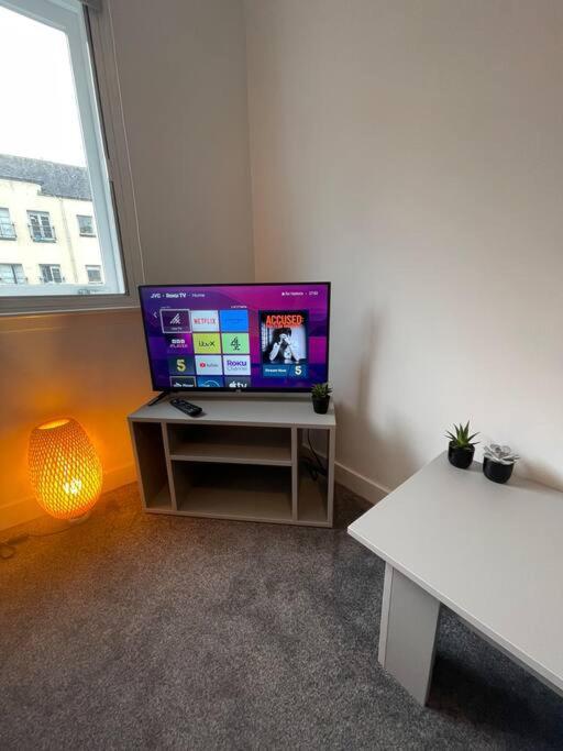 Modern 2 Bedroom City Apartment Glasgow Exterior foto